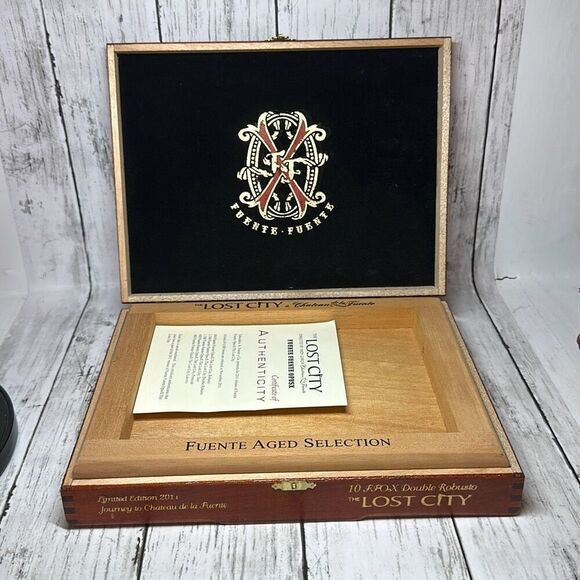 THE LOST CITY Cigar Box Empty Wooden Limited Edition 2011 Double Robusto Fuente - Picture 8 of 10